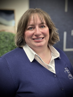 Pat Colgate, Accountant